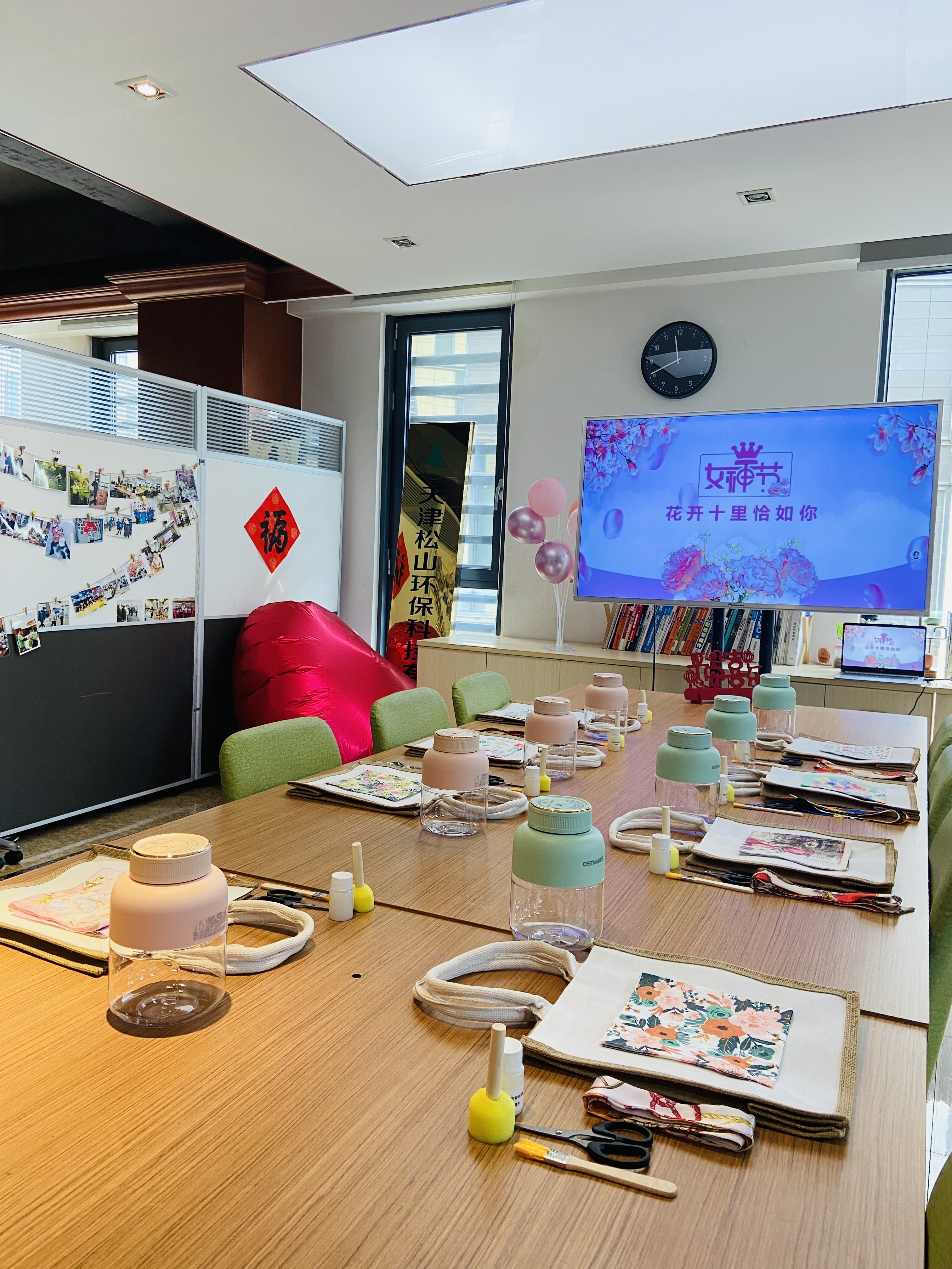 巧手绘环保,巾帼绽芳华